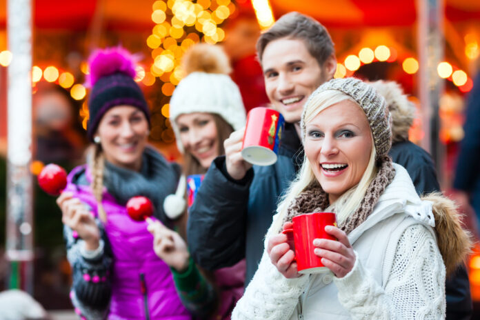 Traditionelle Weihnachtsfeier in Deutschland: Einblicke in festliche Bräuche